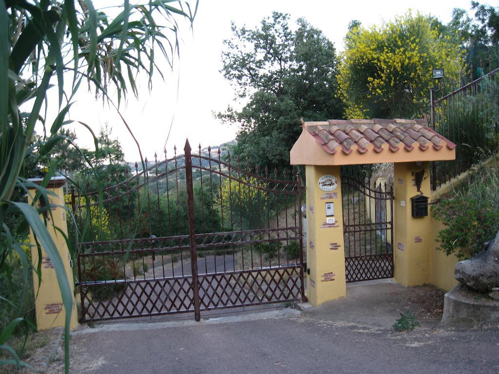 Ilbono Le Roverelle المظهر الخارجي الصورة